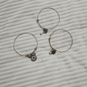 Set of 3 silver bracelets
